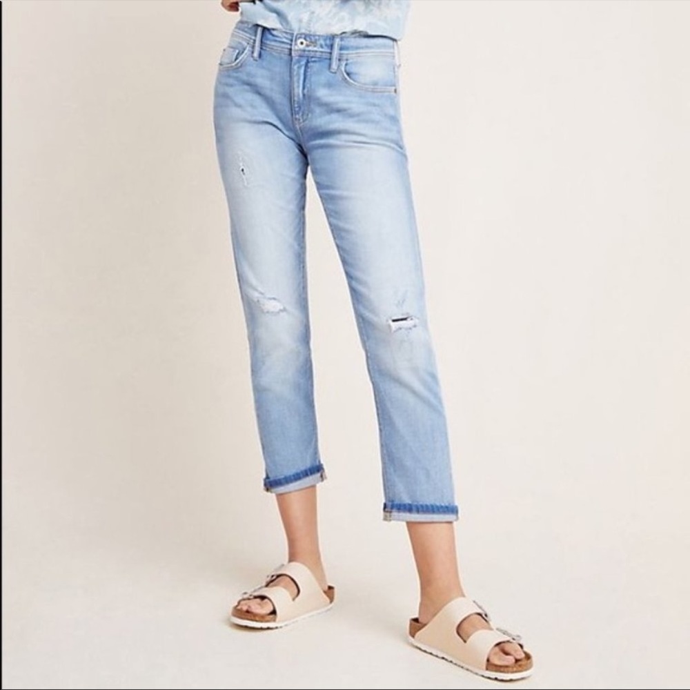 Anthropologie Pilcro Slim Boyfriend Crop Light Wash Jeans